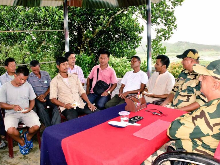 PAN JINGKYRSHAN KI SHIPAI BSF IA KI NONGIALAM SHNONG BAN TEHLAKAM IA KA JINGWAN RUNG TUH KI NONG BANGLADESH