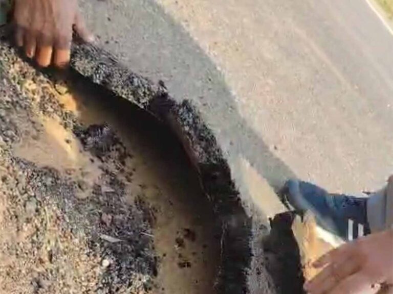 Trei torti u kontraktor ia ka surok PMGSY na Kyrdem sha Khyndewso, lah ban khlong da ka kti lap ka HYC