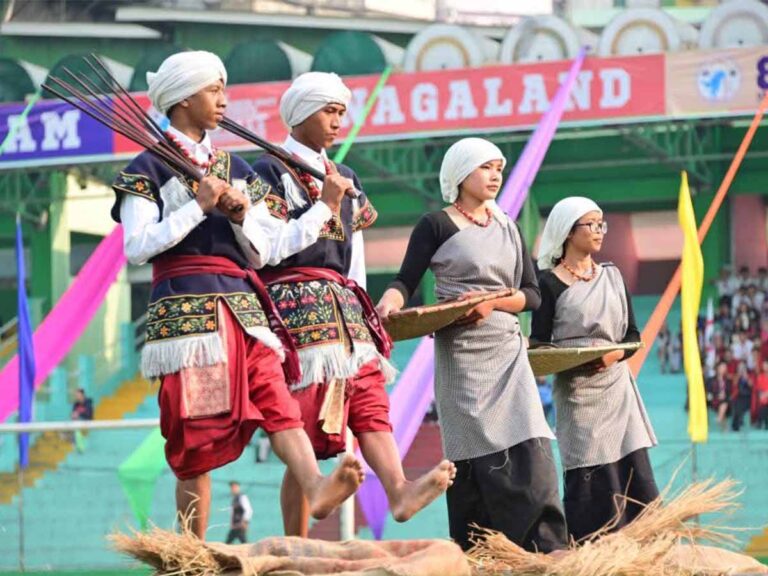 Leit mihkhmat ki 82 ngut ki samla na Meghalaya sha ka North East Youth Festival ha Sikkim.