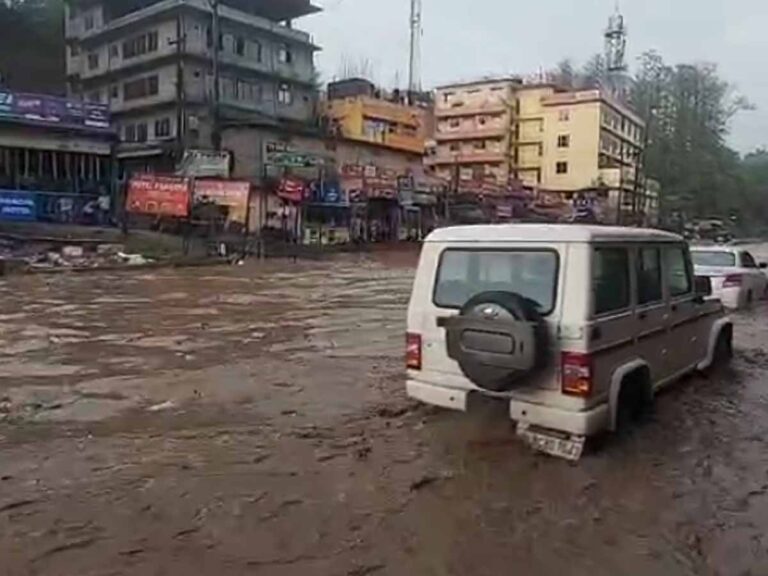 Shah ktah ki nongshong dukan bad ka leit ka wan ki Kali paidbah ba shlei um ha Jorobat