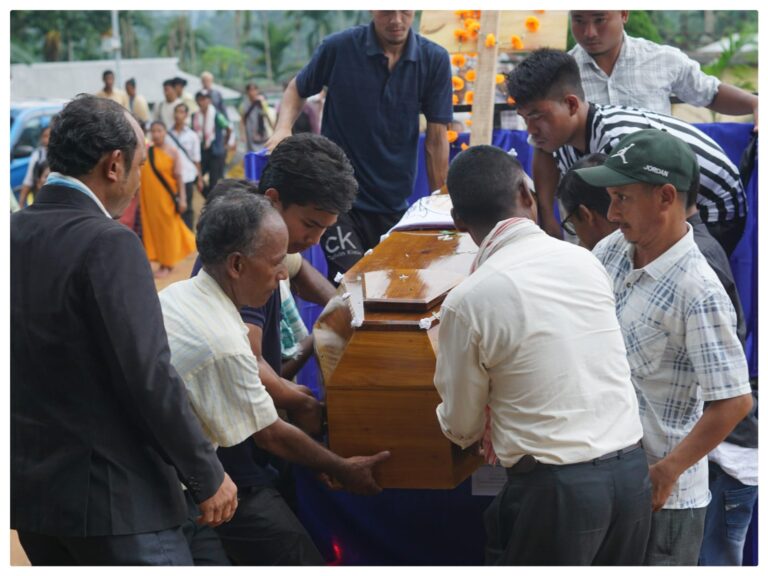 Tuid Ki Khun Ki Hajar Ban Leh Burom Khatduh Ia U Paiem Hamberly Wahlang Kum U Syiem Ka Hima Jirang