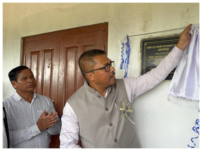 Plie Paidbah U MLA Ïa Ka Auditorium Ba Thymmai Ka Nongtluh Hhigher Secondary School Diwon