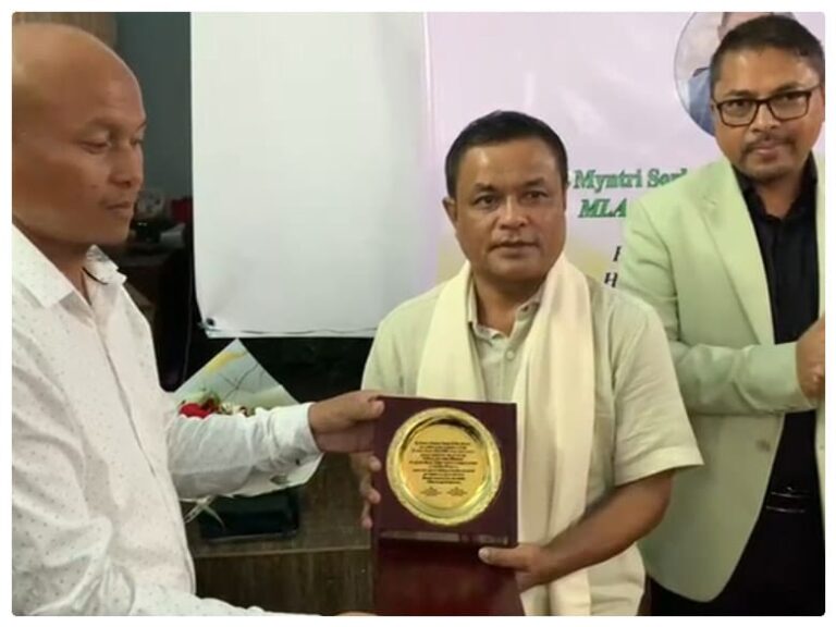 Pynkup burom ka SRSRBD ia u Bah Sosthenes Sohtun hadien ka jingshah jied kum u myntri sorkar na Ri Bhoi