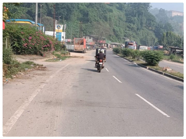 NH-6 From Byrnihat To Jorobat Wore Deserted Look, Following Crackdown Of Illegal Parking Of Trucks By Ri Bhoi Police