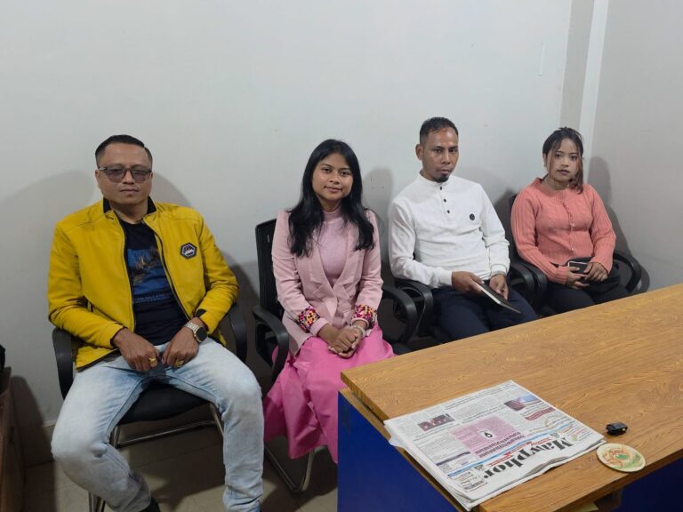 Shyn Yn sdang biang ka Ri Bhoi Super Star, ka rynsan ia pynisap ki samla ha Ri Bhoi