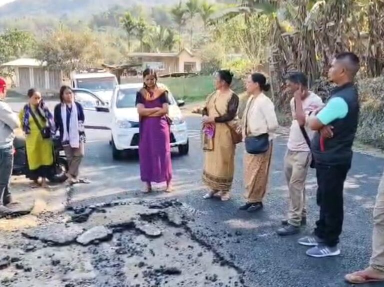 Jurip Hi Ka Kong Bindas Syiem Ba Kynnoh Siang Rong Toriti Ïa Ka Surok Nongpoh-Umden