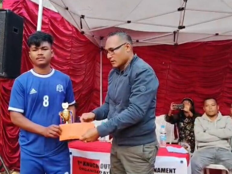 Rah ka Dong Paseh FC ia ka nam lahduh ha ka Football Tournament ka FKJGP ha Pahamrioh