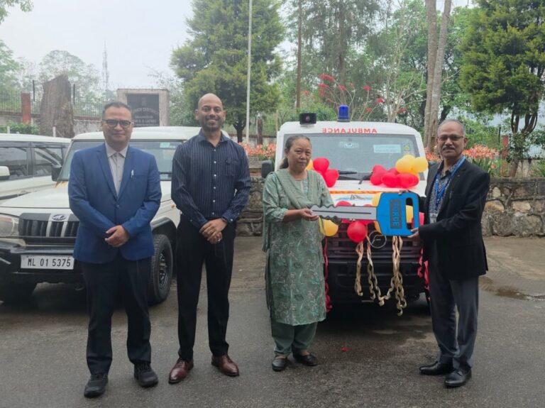 Na ka CSR, iarap ka NHIDCL da ka Ambulance sha ka bor District ha Ri Bhoi