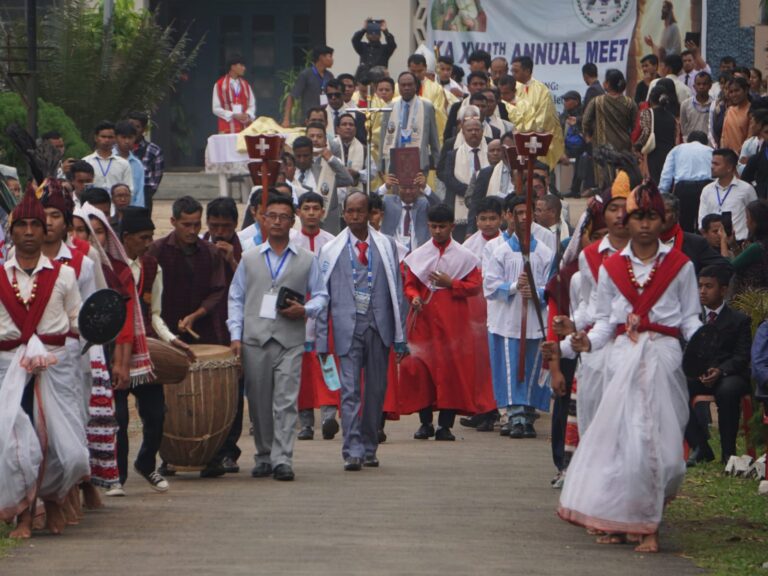Phi Dei Ki Rangbah Ha Ka Balang, Ha Ka Ïing Ha Sem Bad Ha Ka Imlang Ka Sahlang: Most. Rev Victor Lyngdoh
