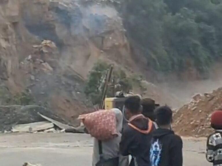 Syrtok Ki Shnong Ka Thain Pynursla Na Ka Jingtwa Khyndew Twa Maw, Hap Pyndonkam Na Ka Surok Jowai